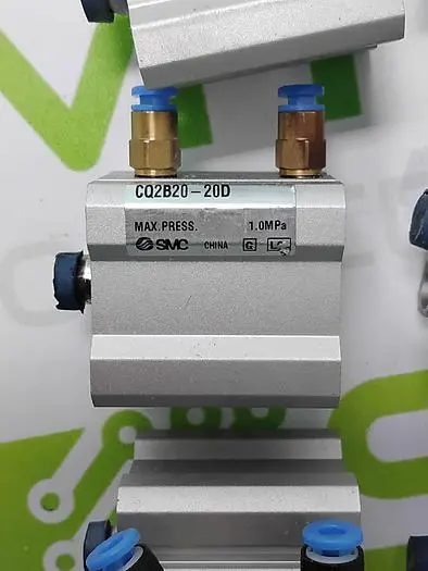 SMC CQ2B20-20D AIR CYLINDER