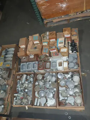 5 PALLETS OF ASSORTED CONDUIT AND CONDUIT FITTINGS, EATON, CROUS HINDS, SQUARE D
