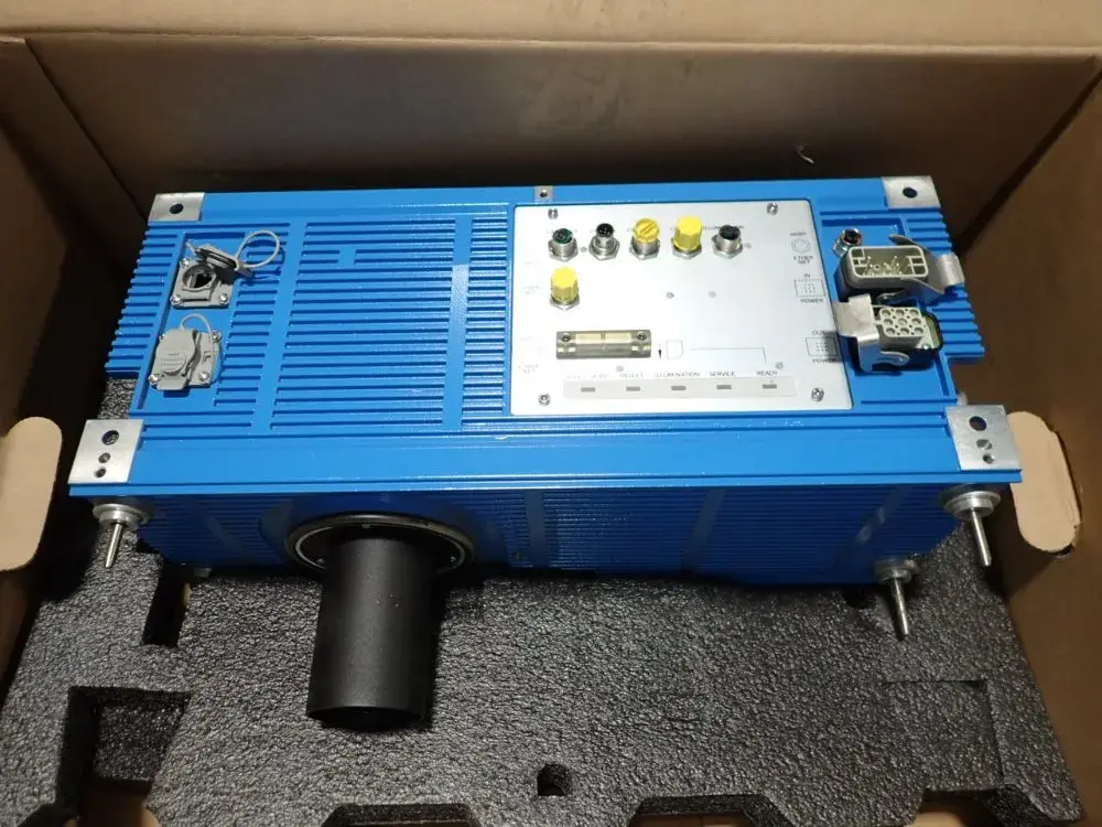 USED 2016 SICK ICD8903301100S01
