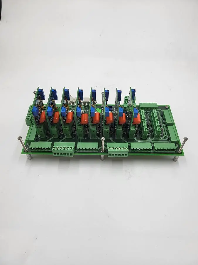 Used TRIANGLE TRIANGLE A06680 TERMINAL BOARD & 8 - 1 AMP SCALE BOARD 90WB6007AR Scales | ND Industrial Surplus #1215798