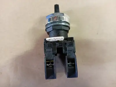 NEW EATON CUTLER-HAMMER E22XG1D