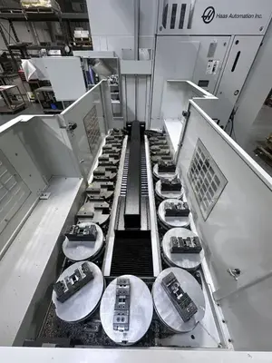 2016 HAAS UMC-750SS Machining Centers, Vertical, (5-Axis or More) | Machnet (3)