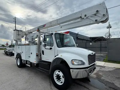 Used 2019 FREIGHTLINER M2 106 Tractors & Trailers Florida US | Truck and Van Outlet #1506263