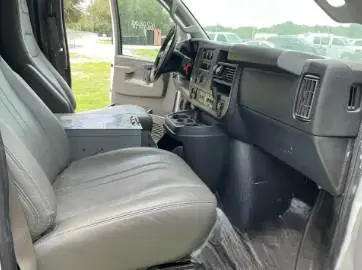 Used 2018 CHEVROLET 2500 Vans Florida US | Truck and Van Outlet #1509197