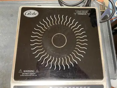 Used Globe Used Globe IR1800 Ceramic Countertop Induction Range 120V 1800W - JS Commercial Ranges Illinois US | Falcon Restaurant Supply #1375751