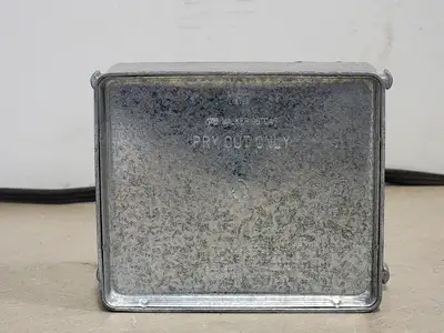 USED WIREMOLD 4220