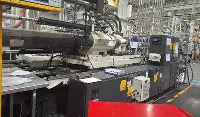2006 MILACRON MG-1100-232 Horizontal Plastic Injection Molding Machines | JYC MACHINERY (2)