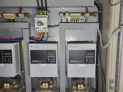 Allen-Bradley 1336 Plus II VFD Control Panel - 4x15HP - 600V - With TCI dv/dt Filters