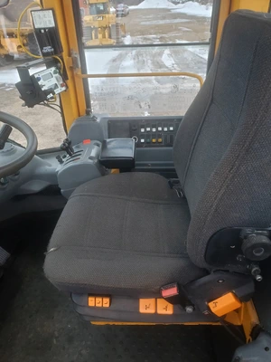 Used 2005 Volvo L220E Wheel Loaders Michigan US | Zadoon Equipment #1480773