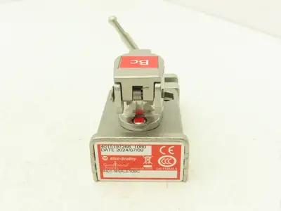 Allen Bradley 440T-MSALE10BC Guardmaster Trapped Key Interlock Switch No Key