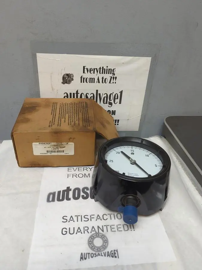 New | in-Stock ASHCROFT 45-1279-AS-04L-30/01MV Universal Pressure Meters Ohio US | Surplus Asset Holdings #1246255