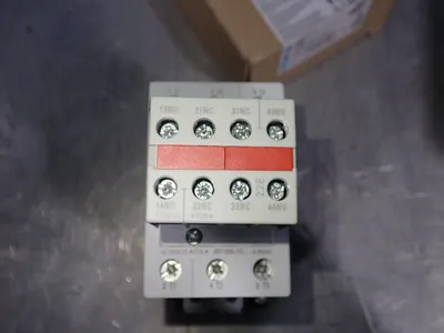 New | in-Stock SIEMENS 3RT10351QB443MA0 PLC Contactors Ohio US | HGR 24 #786940