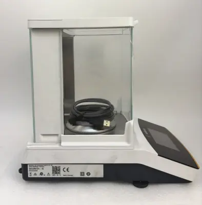 USED Sartorius Secura 124-1s