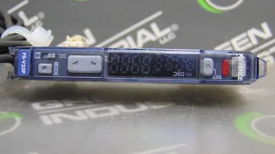 Keyence FS-V32P Photoelectric Fiber Optic Amplifier Used