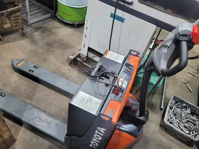 2013 TOYOTA 8HBW23 Forklifts | MD Equipment Services LLC (3)