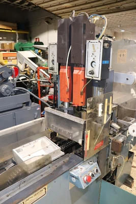 United Silicon Ultrasonic Welder