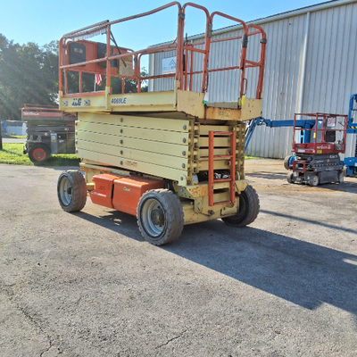 USED 2013 JLG 4069LE