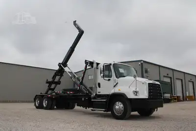 Used 2017 FREIGHTLINER 114SD Hooklifts & Roll-Offs Texas US | Roll Off Truck World #1491802