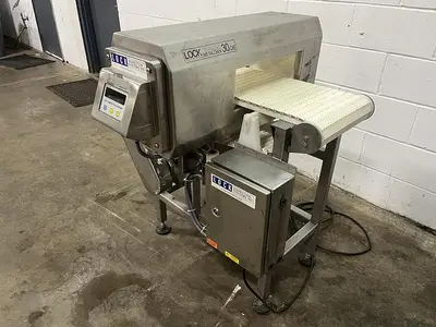 USED LOCK INSPECTION SYSTEMS 30 CXE