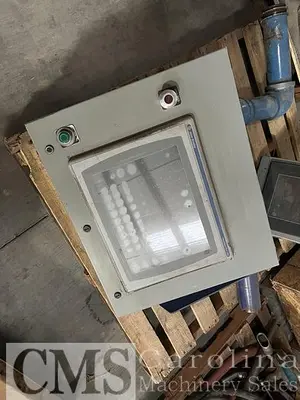 USED NEW VENTURE MFG GANG RIP SAW WITH MOVING BLADES