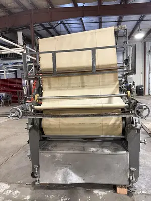 USED APV 390
