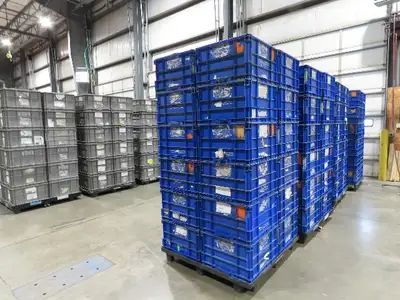 SSI Schaefer Stackable BLUE Plastic Tote Container Bin 24x22x14"  Lot of 24