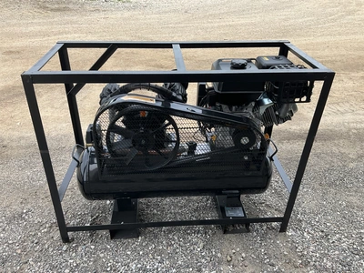 Used AGT INDUSTRIAL AC AIR COMPRESSOR Tank Mounted Air Compressors Michigan US | Miedema Asset Management Group #1339093