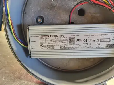 NEW CROUSE-HINDS VMVL-11-2TW-R1-UNV1-S890
