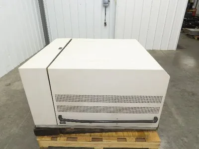 Trumpf TLF 3000 Turbo Industrial CNC Class IV Laser Resonator 1-4kW CO2 He N2