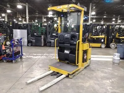 USED 2020 YALE OS030