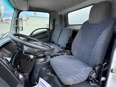 Used 2024 ISUZU NPR HD Box trucks Florida US | Truck and Van Outlet #1509131