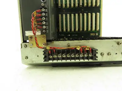 Mitsubishi MELDAS-YQ8C Control Unit Type UF740B CNC 11-Slot Card Rack