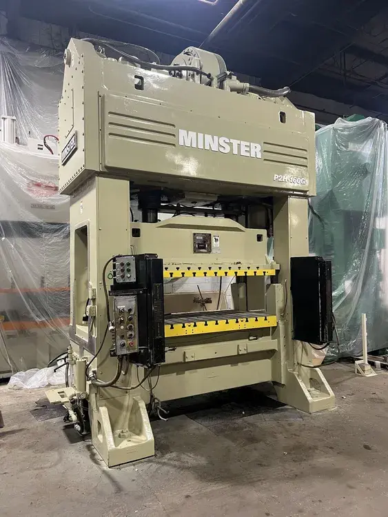 Used MINSTER P2H-160G Straight Side Presses Ohio US | D & D Industries #437845