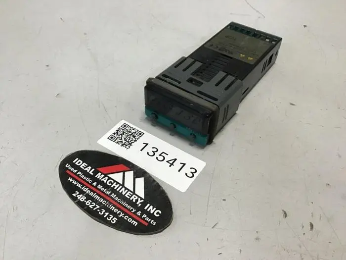 Used CAL CONTROLS CAL 3300 Temperature Controls Michigan US | Ideal Machinery #575654