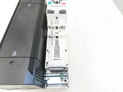Nidec M700-06400470A Unidrive M Series AC Drive 30/40Hp 480V 3PH 47A Keypad