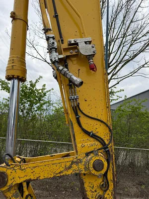USED 2017 KOMATSU HB215LC-2