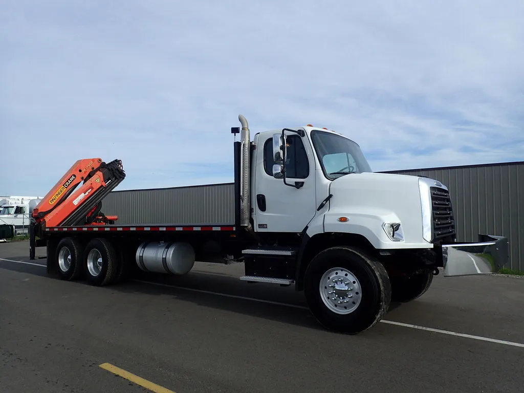 Used 2015 FREIGHTLINER 108SD PALFINGER CRANE Truck-Mounted Cranes Minnesota US | Carco Truck & Equipment #1514311
