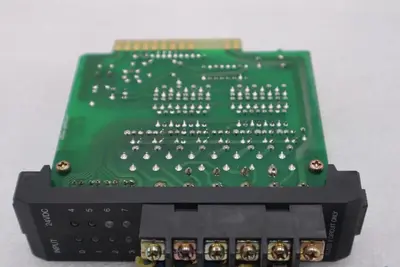 GE Fanuc IC610MDL101B Input 24 VDC 8 Point Module STOCK L-573C