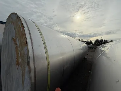 Gallon Tank Tank | ListingHippo (7)