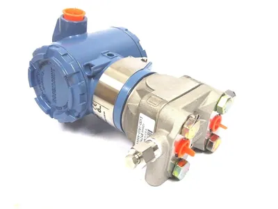 NEW ROSEMOUNT 3051CD1A23A1AB4DFQ4 PRESSURE TRANSMITTER