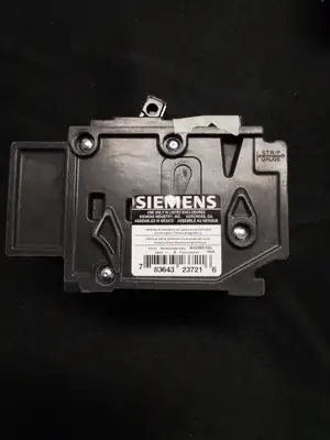 Used Siemens Siemens BQ3B015L 3 Pole 15 A Circuit Breaker Circuit Breakers US | Infinity wholesale & Supply LLC #1305615