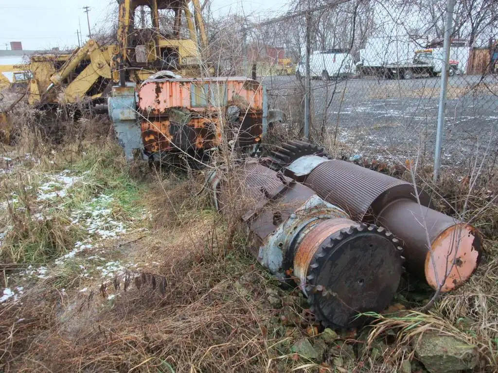 Farrel 26" x 38" Cracker Mill Front Roll