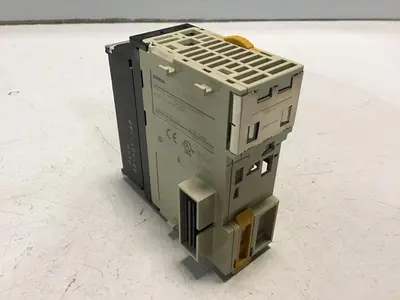 USED OMRON CJ1W-OC211
