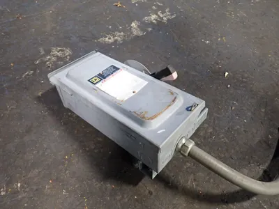 USED SQUARE D H361RB