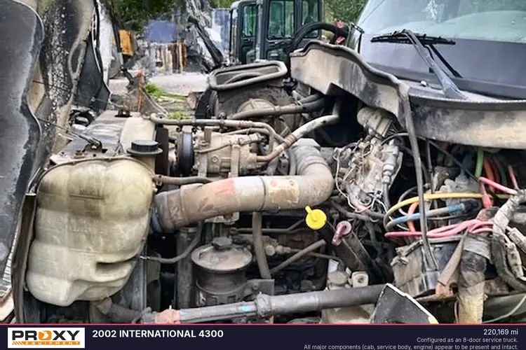 Used 2002 INTERNATIONAL 4300 Service & Utility Trucks Ohio US | Proxy Equipment #1384817