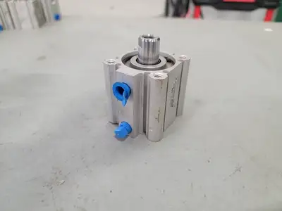 USED SMC NCQ2L40-25DZ