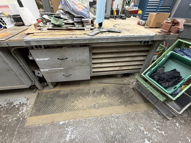 Used _UNKNOWN_ _UNKNOWN_ Work Benches Michigan US | Miedema Asset Management Group #1143758
