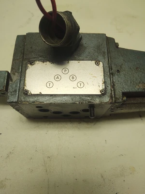 USED Vickers SDG1S416A50