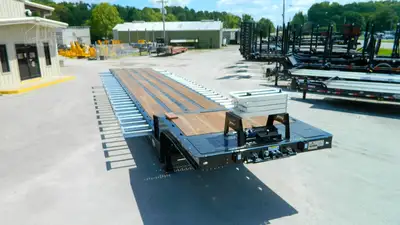 New | in-Stock 2027 LANDOLL 440 Lowboy Trailers Tennessee US | LMI Tennessee LLC #1505128