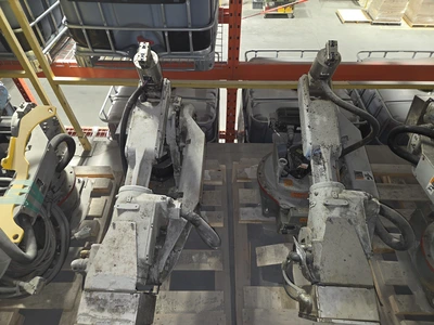 2010 YASKAWA MOTOMAN HP20 Robots | Star Equipment Co., Inc. (1)